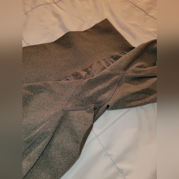 NVGTN Contour Seamless Leggings - Picture 7 of 10